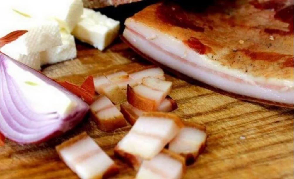slănina cu ceapă