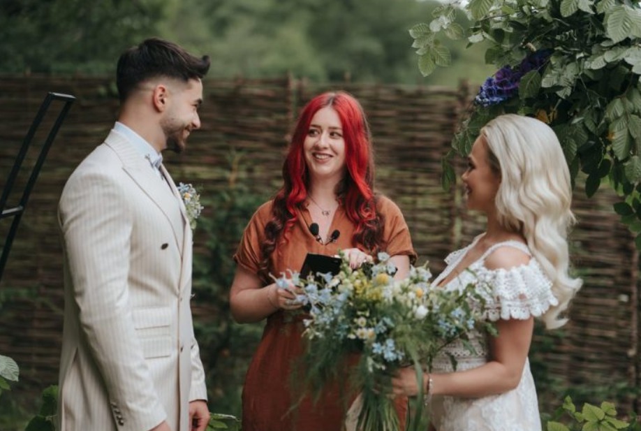 oficiant ceremonie umanistă